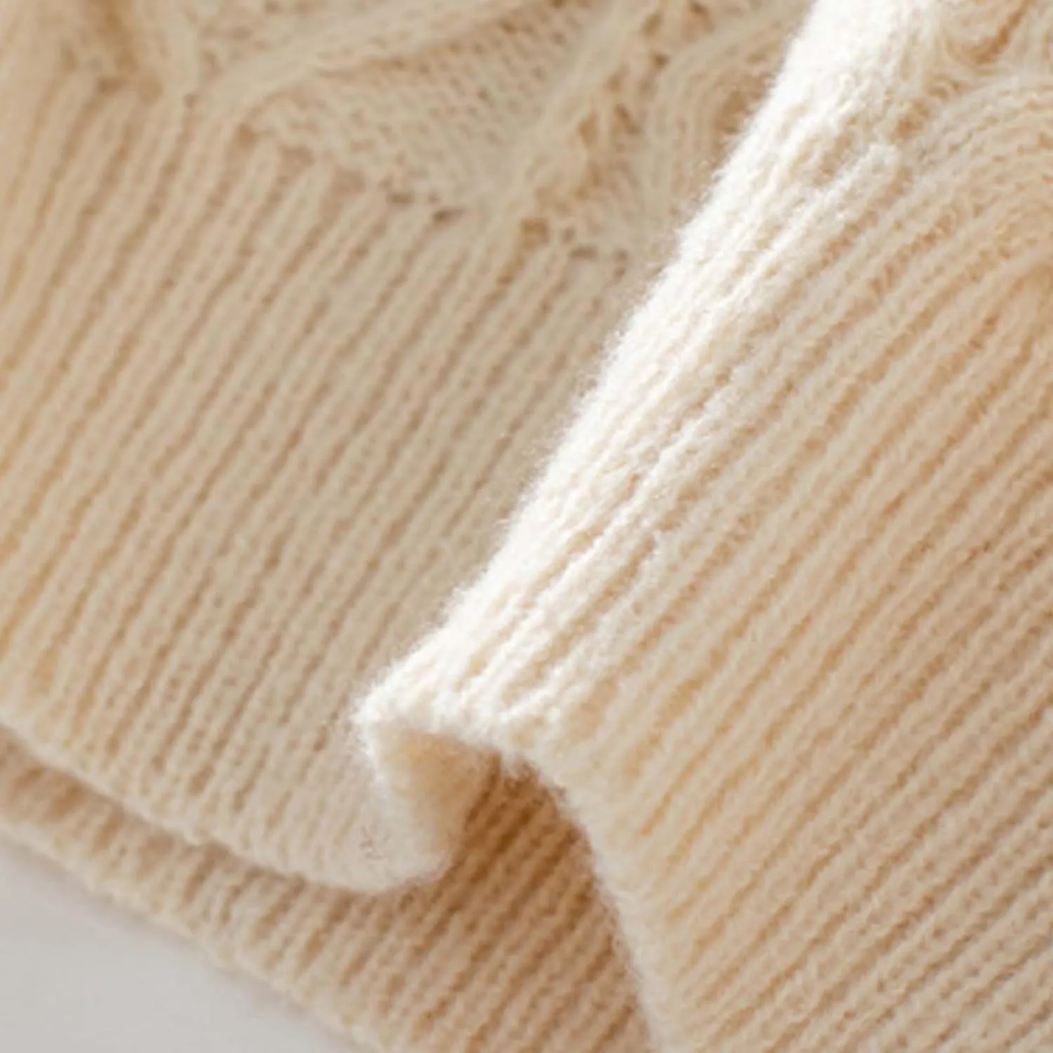 Fall Sweaters for Women Cable Knit Sweater Women Vintage Chunky Woven Crewneck Knitted Pullover