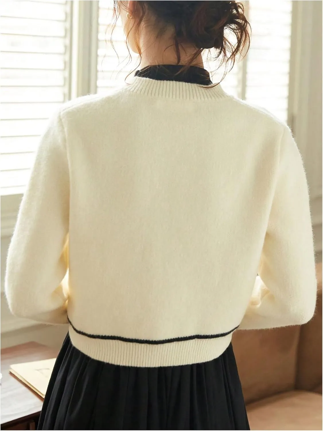 GORGLITTER Women's Elegant Button Up Cardigan Sweaters Casual Cropped Knitted Sweater Chunky Open Front Outerwear