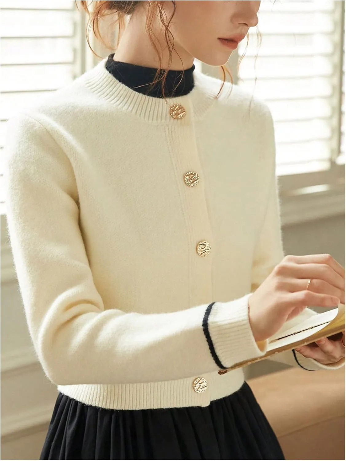 GORGLITTER Women's Elegant Button Up Cardigan Sweaters Casual Cropped Knitted Sweater Chunky Open Front Outerwear