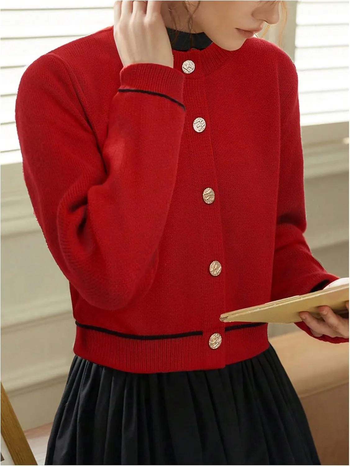 GORGLITTER Women's Elegant Button Up Cardigan Sweaters Casual Cropped Knitted Sweater Chunky Open Front Outerwear