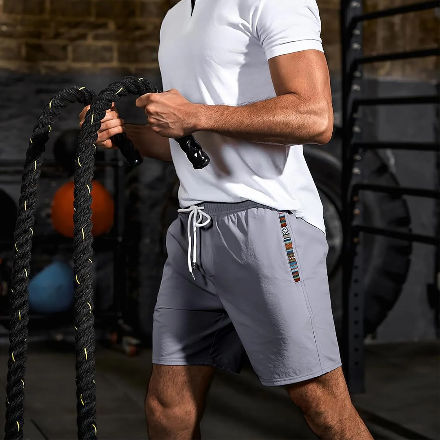Men's Summer Casual Sports Shorts Drawstring Stretch Waist Quick Dry Beach Athletic Shorts with Pockets