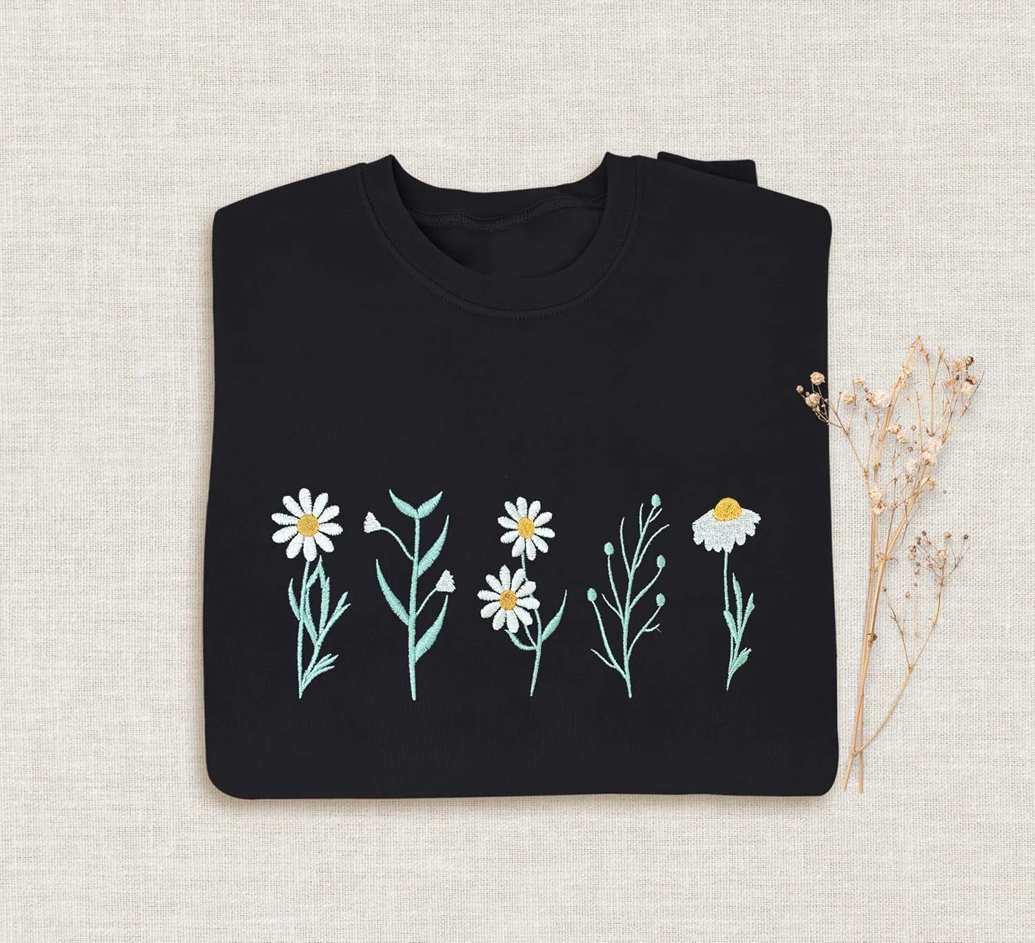 NACRE APPAREL Daisy Lover Embroidered Sweatshirt Wildflowers Crewneck Flower Embroidery Botanical Plant