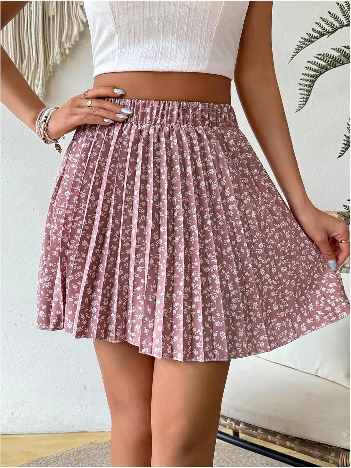 SweatyRocks Women's Elastic High Waist Pleated Skirt Ditsy Floral Print Flared Mini Skirts