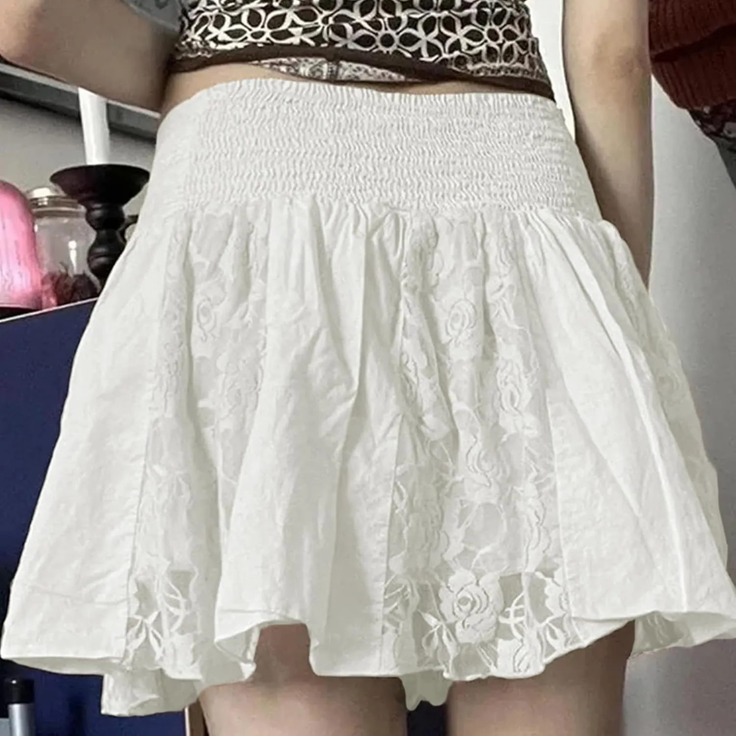 Women Y2K Lace Mini Skirt Low Rise Layered Pleated Flowy Short Skirt Teen Girls Aesthetic Ruffle Tiered Asymmetric Slip Skirt