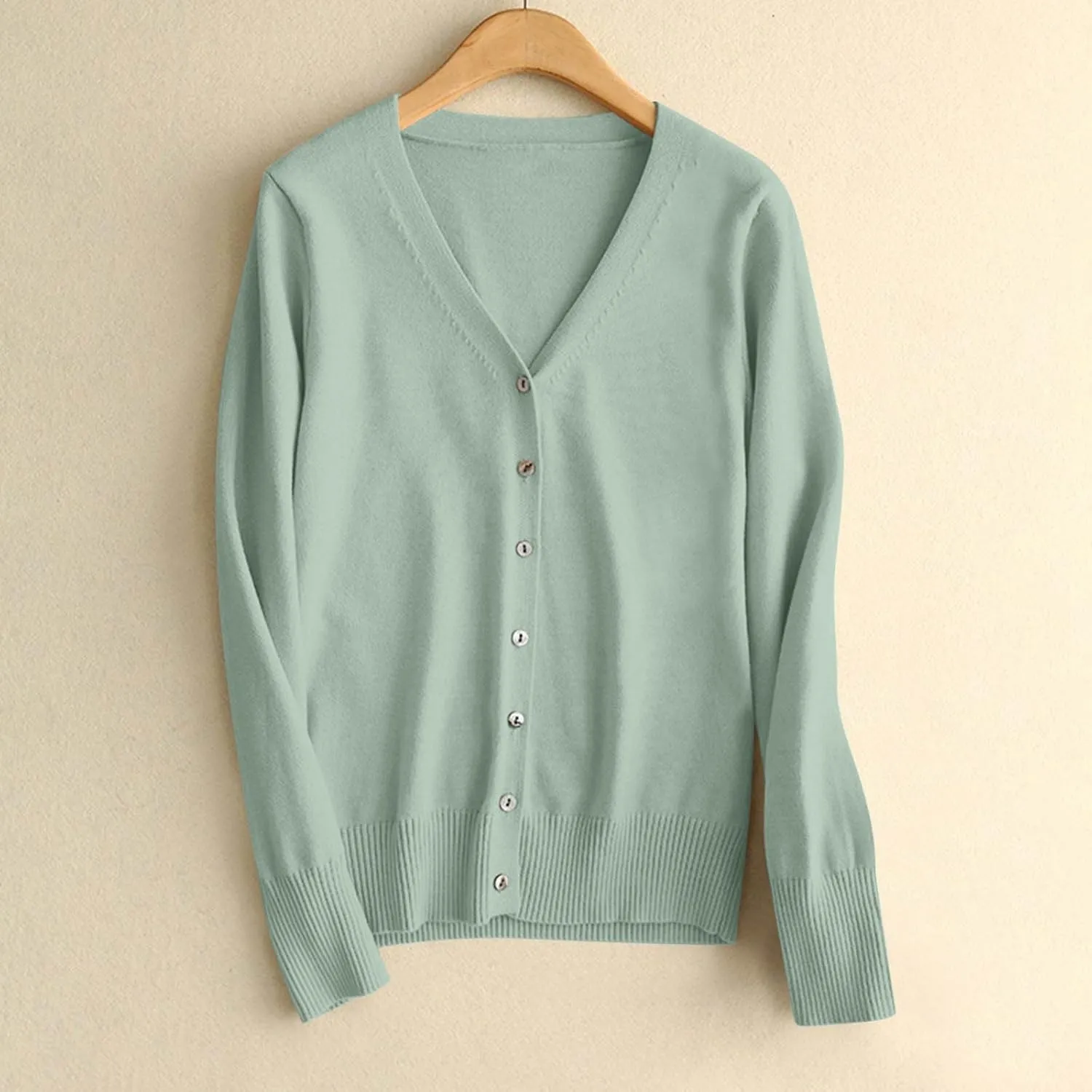 Womens Knit Cardigan Open Front Button Down Sweaters Solid V Neck Sweater 2025 Soft Warm Cardigan Cable Knit Cardigan