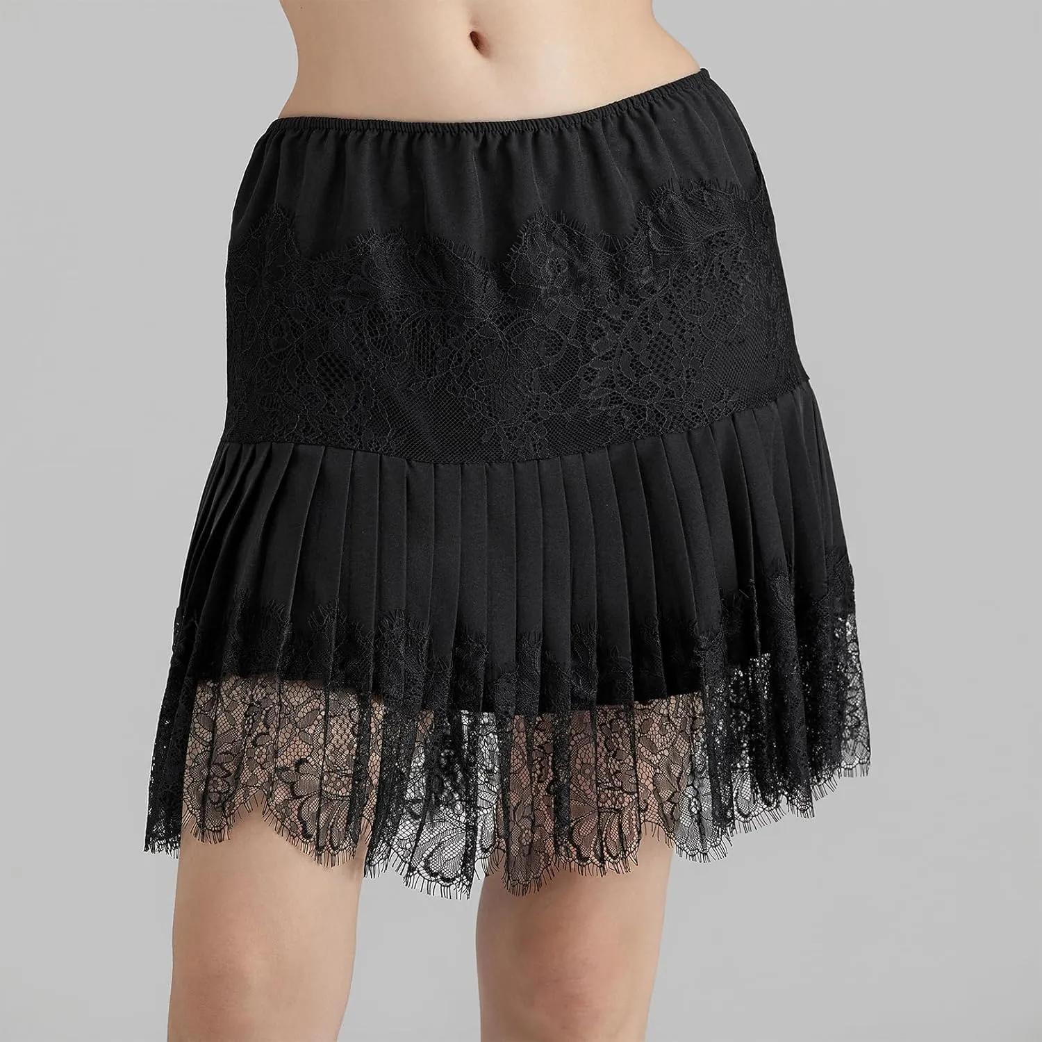 Women's Lace Mini Skirt Y2k Low Rise Pleated Ruffle Half Slip Skirt Layered Flowy Short Skirt Streetwear