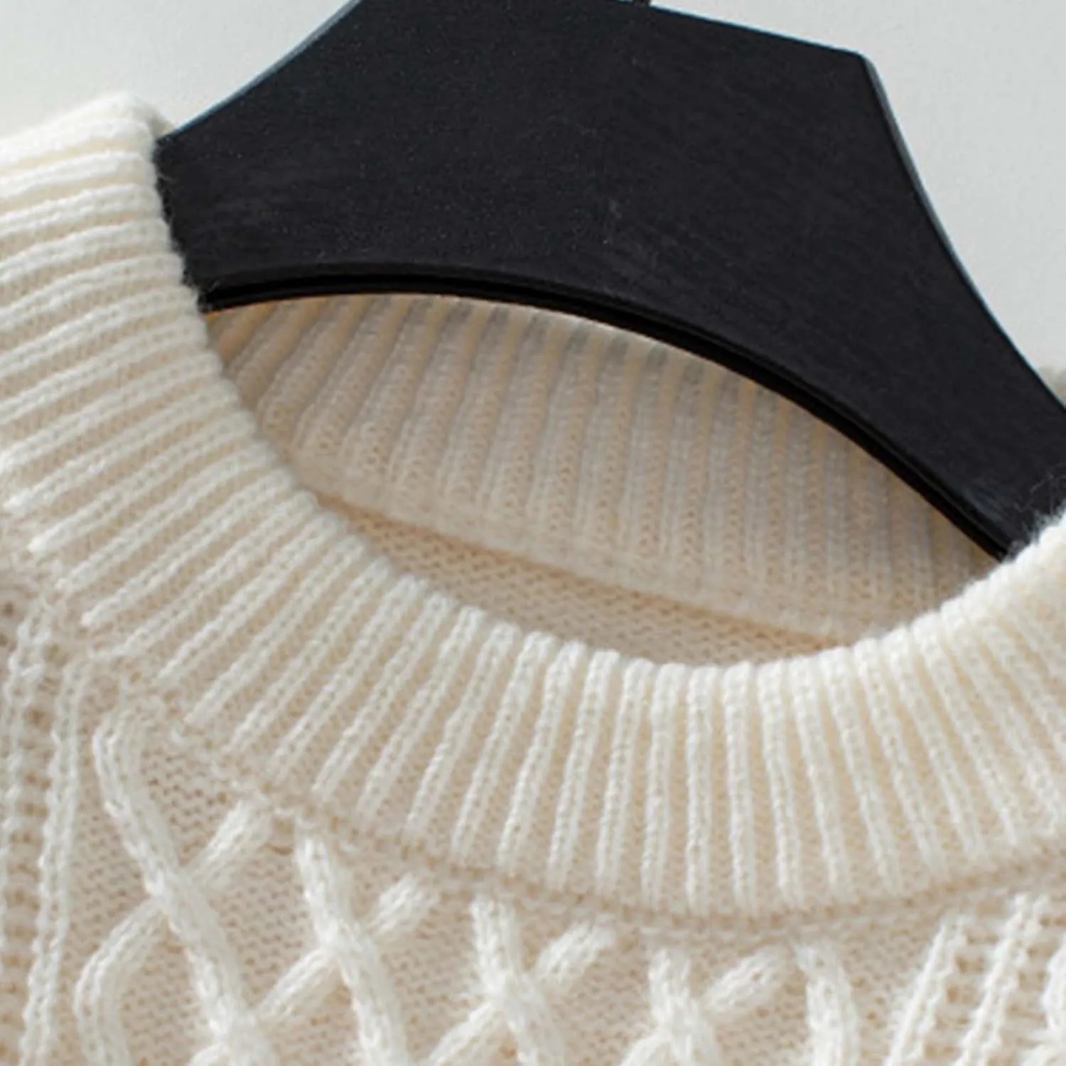 Womens Sweater Cable Knit Solid Color Round Neck Long Sleeve Casual Soft Loose Fit Sweaters Tops